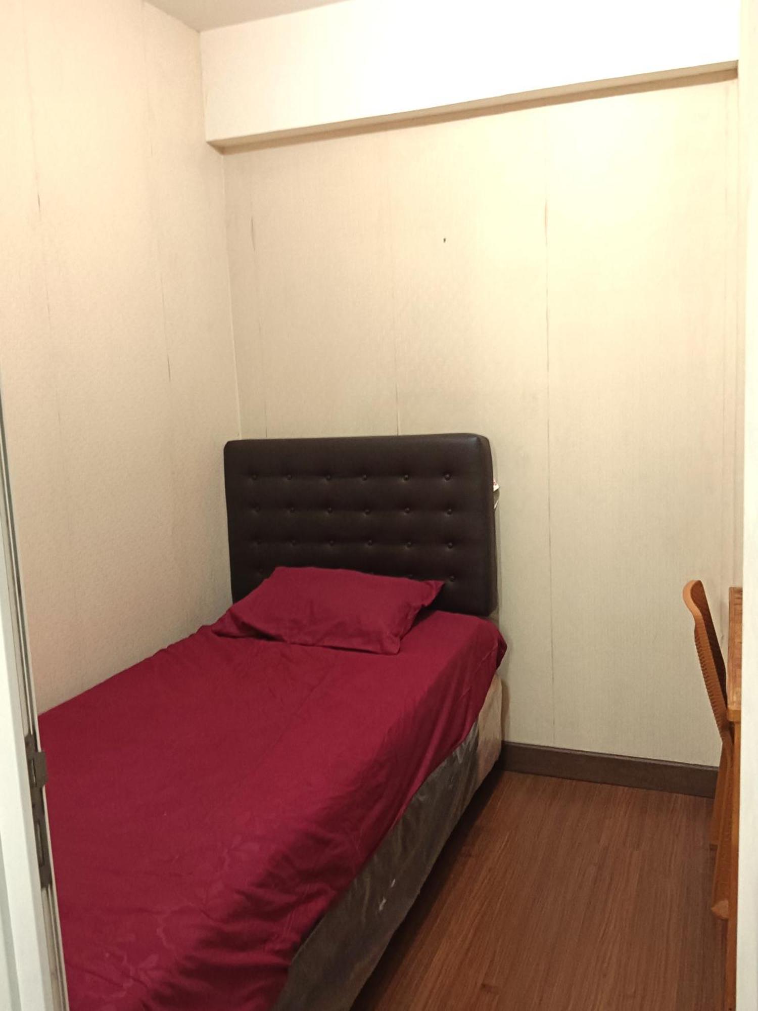 Family Connecting 4 Bedroom
