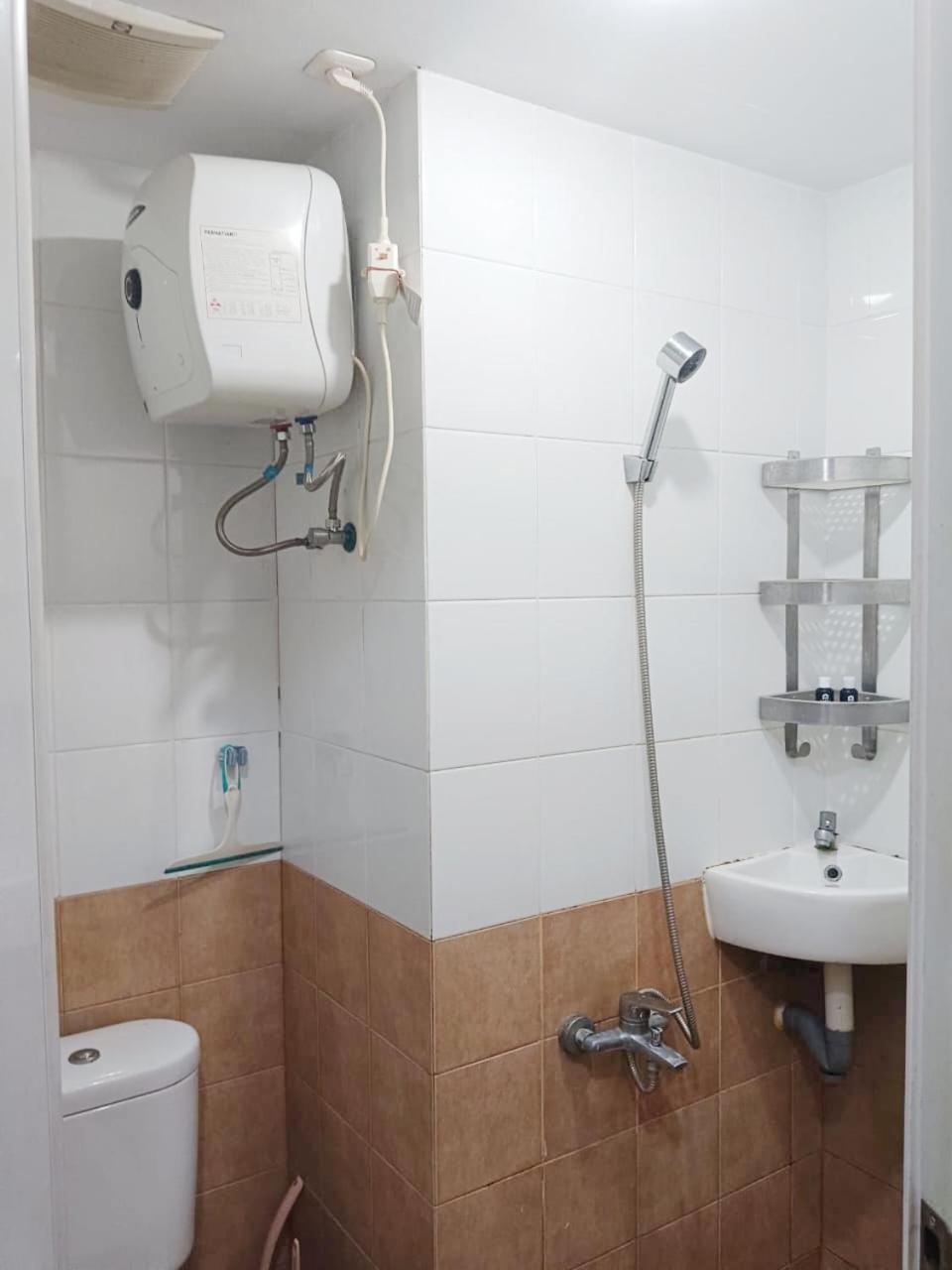 Family Connecting 4 Bedroom Jakarta